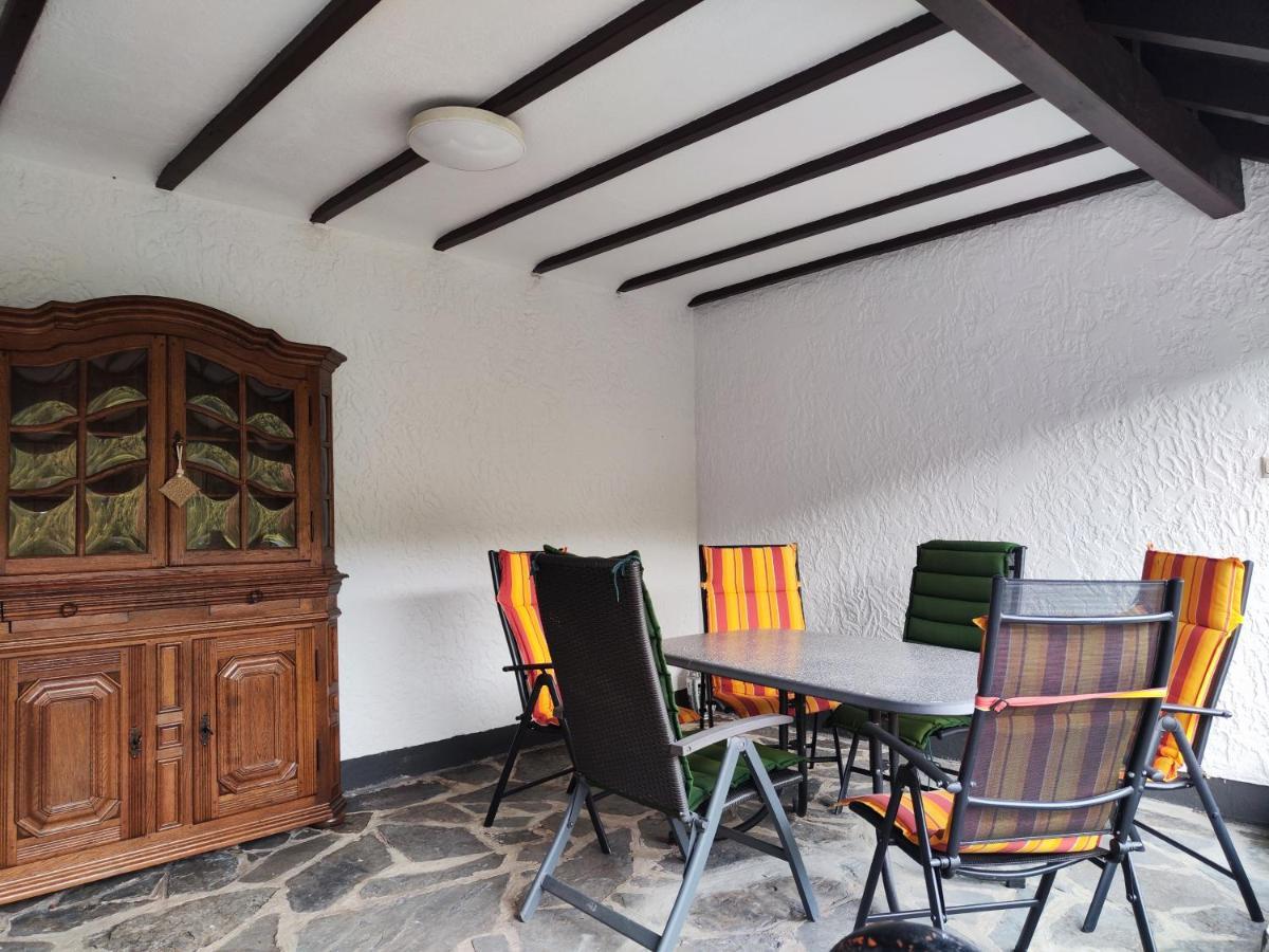 Wohlfuehloase Eifelsteig Villa ซิมเมอร์อาท ภายนอก รูปภาพ