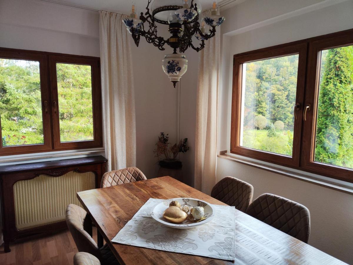 Wohlfuehloase Eifelsteig Villa ซิมเมอร์อาท ภายนอก รูปภาพ