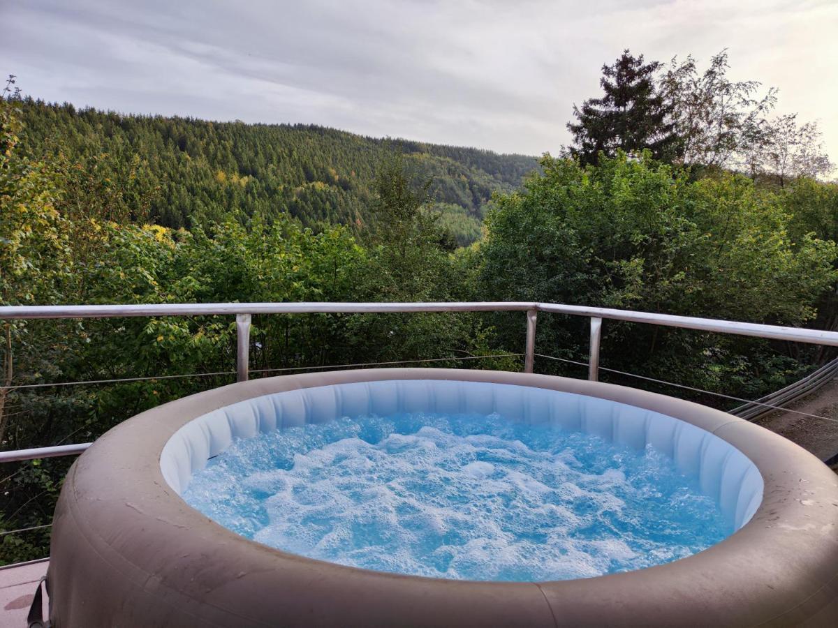 Wohlfuehloase Eifelsteig Villa ซิมเมอร์อาท ภายนอก รูปภาพ