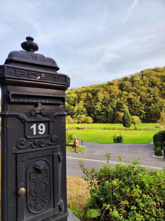 Wohlfuehloase Eifelsteig Villa ซิมเมอร์อาท ภายนอก รูปภาพ