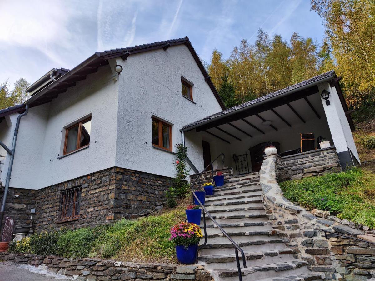 Wohlfuehloase Eifelsteig Villa ซิมเมอร์อาท ภายนอก รูปภาพ